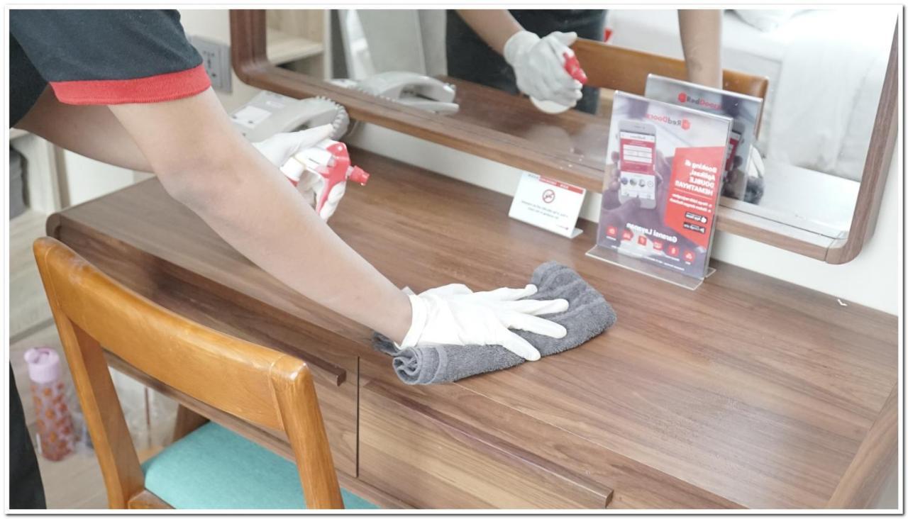 Reddoorz Plus Near Stie Ykpn 2 Maguwo المظهر الخارجي الصورة