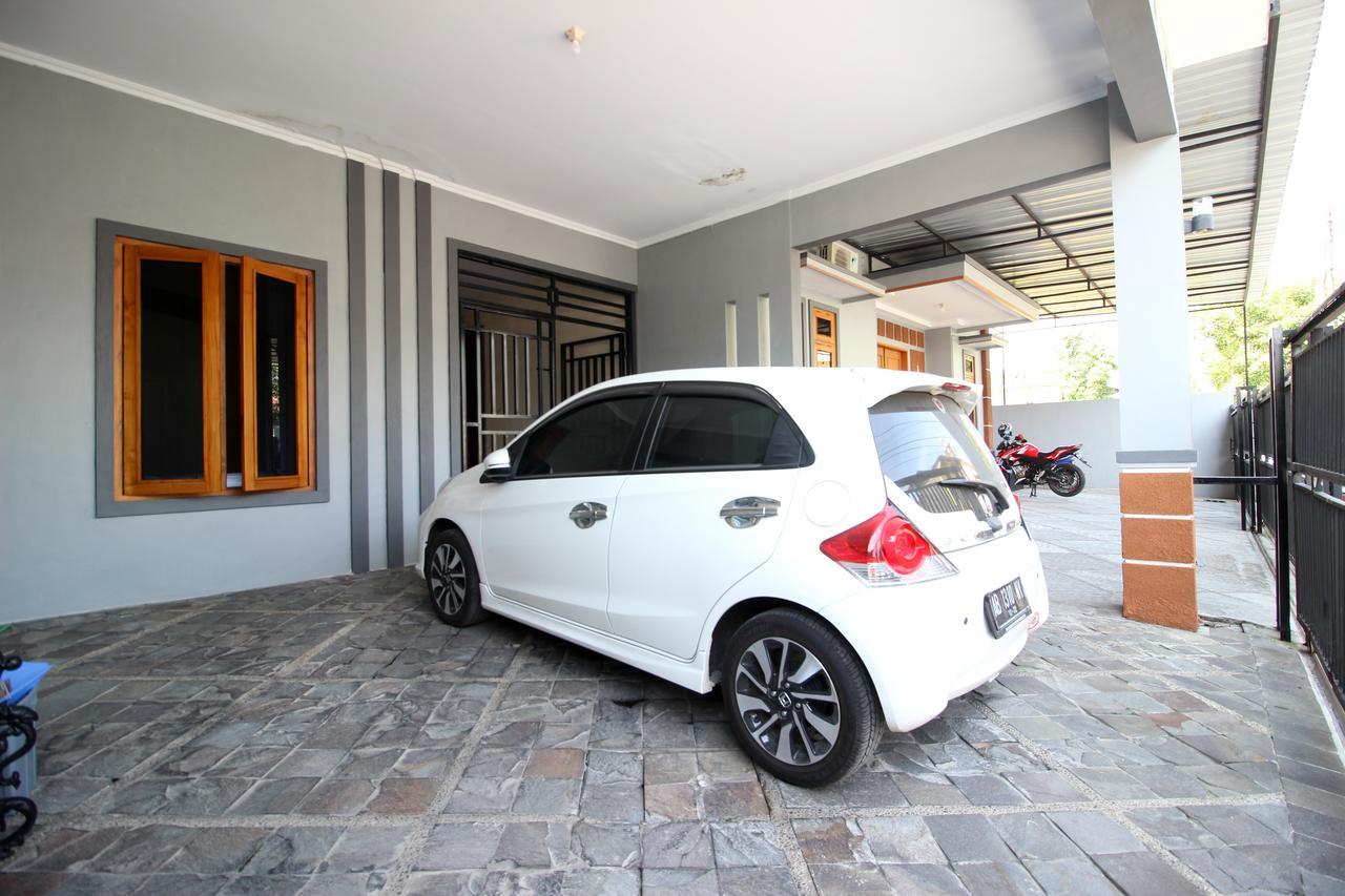 Reddoorz Plus Near Stie Ykpn 2 Maguwo المظهر الخارجي الصورة