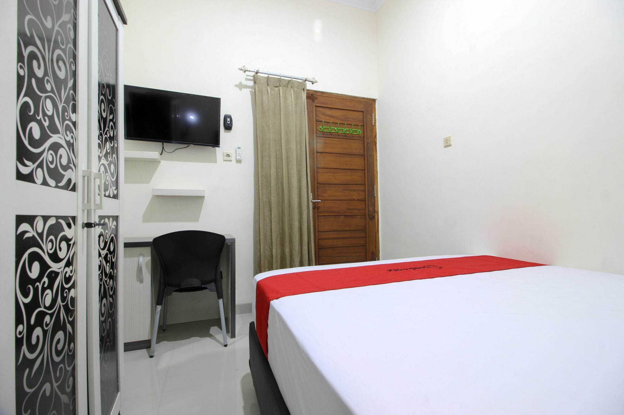 Reddoorz Plus Near Stie Ykpn 2 Maguwo المظهر الخارجي الصورة